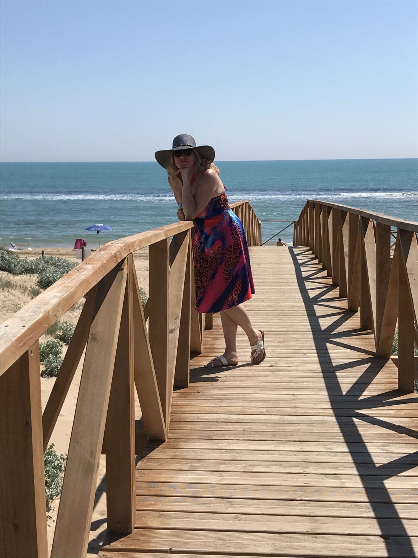 Holzsteg hinunter zum Strand